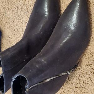 Women black shimmer ankle boot